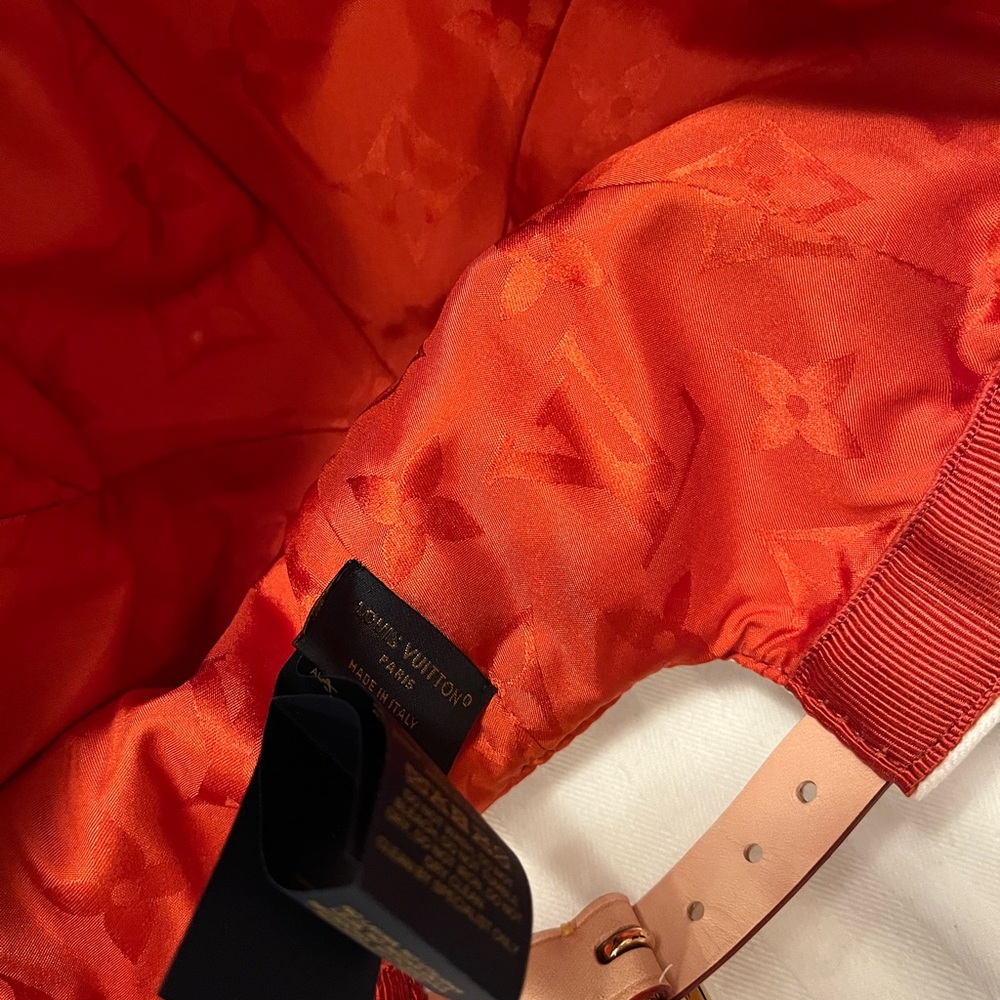 Louis Vuitton Orange and White Monogram Cap - Picture 4 of 6